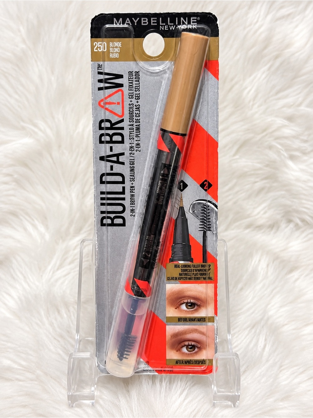 Maybelline New York Build-A-Brow 2-in-1 Brow Pen & Sealing Gel – 250 Blonde